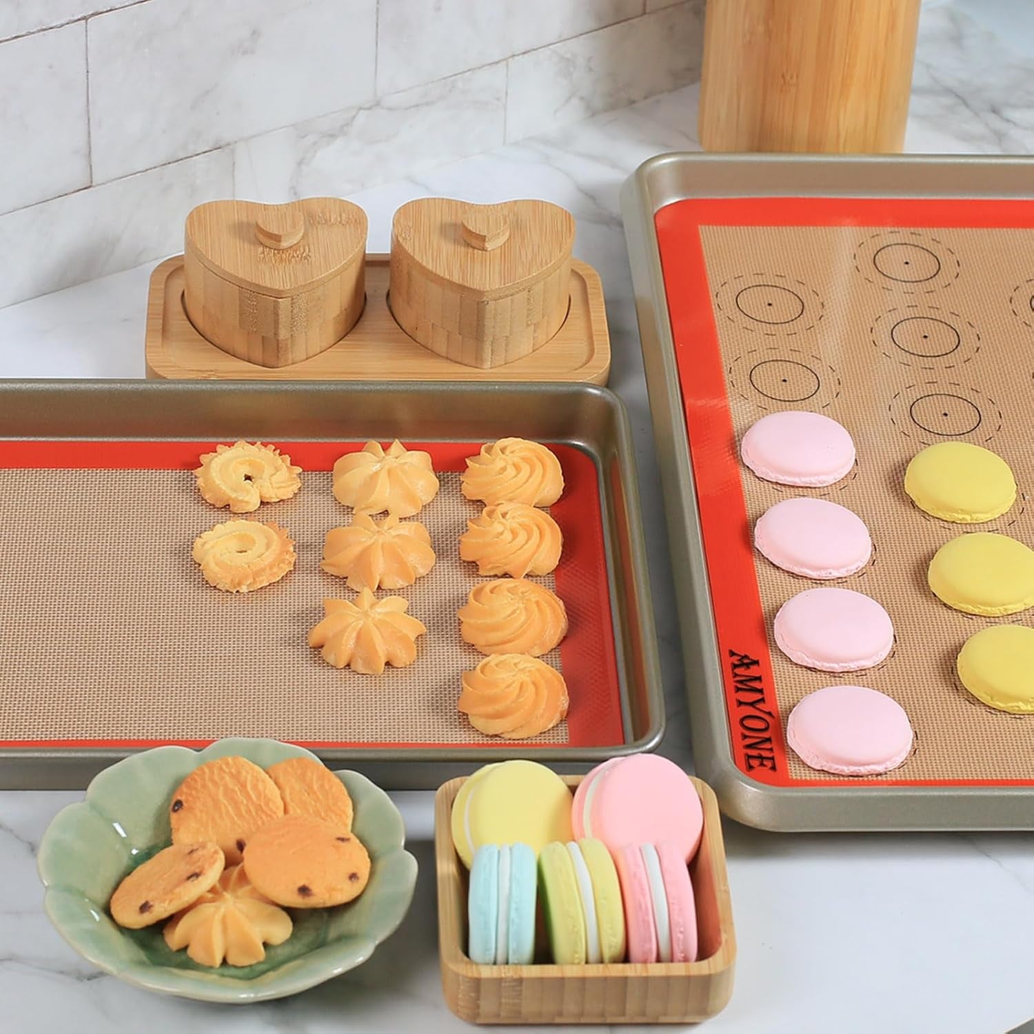Silicone Baking Mats Set of 4, Non Stick Reusable Silicone Liners for 11" X17" Half Sheet and 8" X 12" Quarter Sheet for Baking Macaron/Cookie/Bread/Pastry